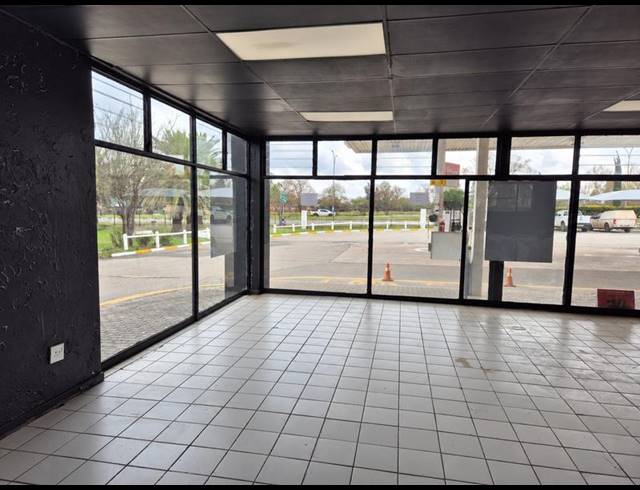 BUSINESS PROPERTY TO RENT IN BOTHAVILLE